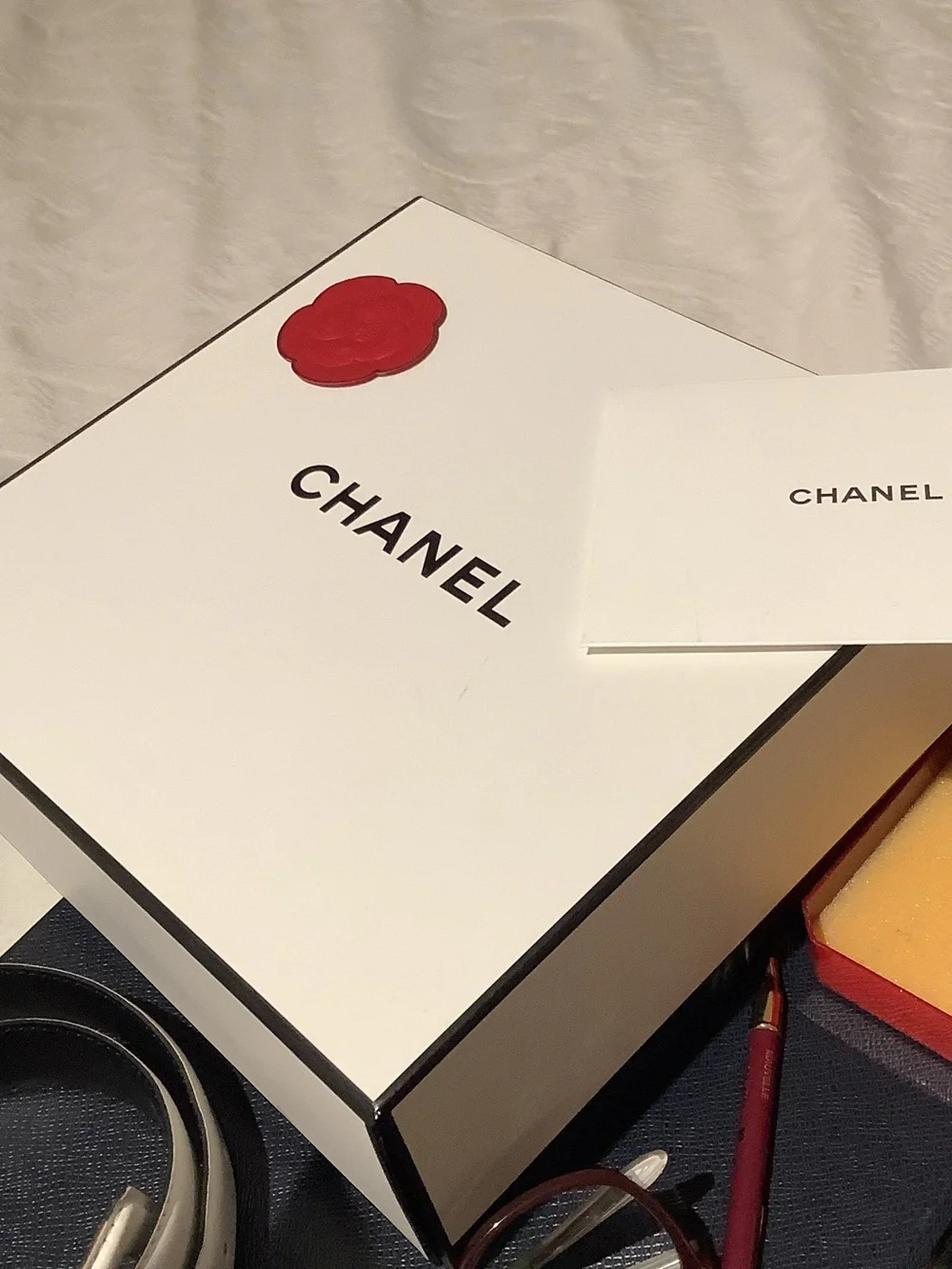 CHANEL Black Compact with Red Lipstick and White Gift Box